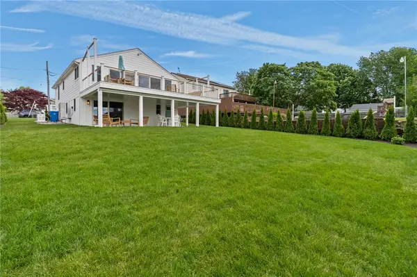 76 Warren Avenue, Middletown, RI 02842