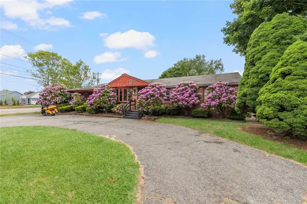 145 Crane Street, Warwick, RI 02889