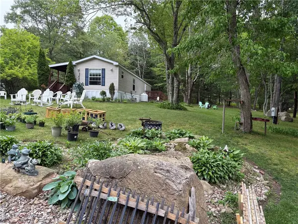 1 Blueberry Heights Way, West Greenwich, RI 02817