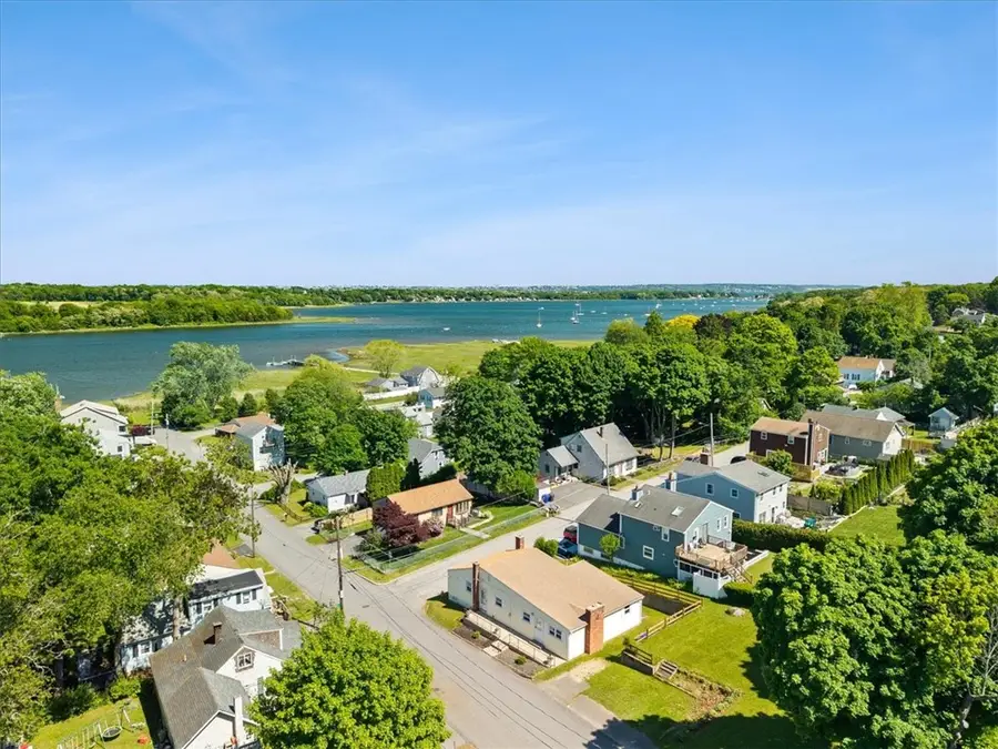 10 Lincoln Avenue, Warren, RI 02885 - #2