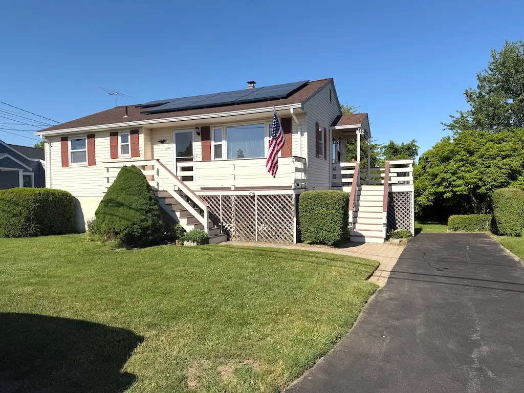 15 Casey Drive, Middletown, RI 02842 - #1