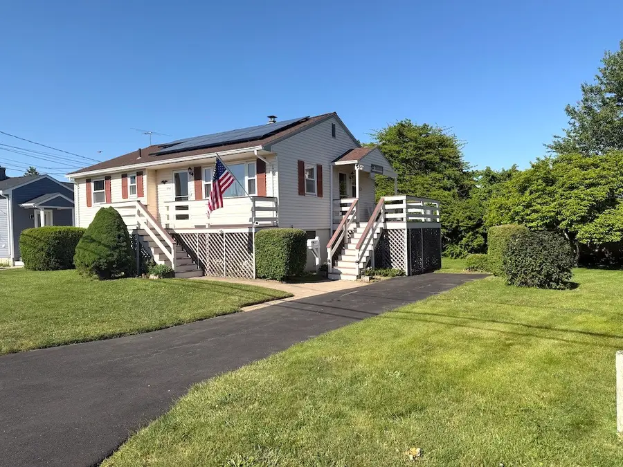 15 Casey Drive, Middletown, RI 02842 - #2