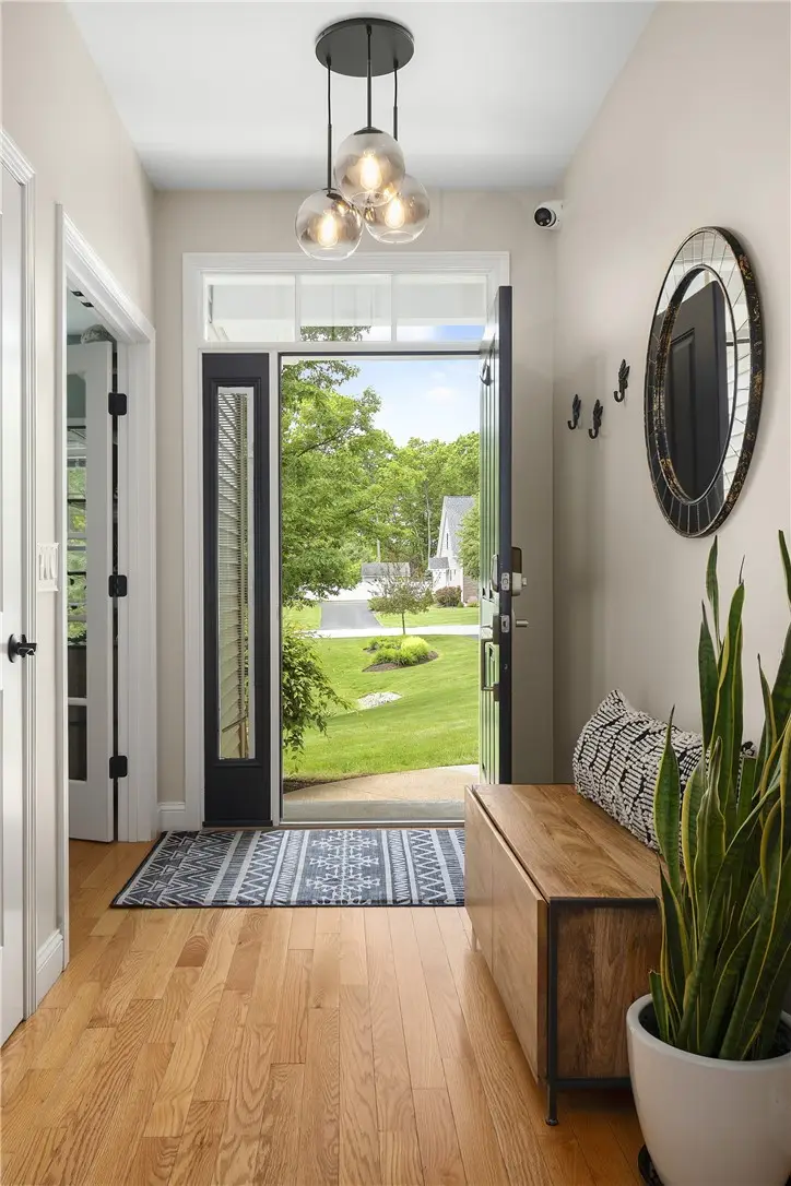 23 Crest Circle, Smithfield, RI 02917 - #3