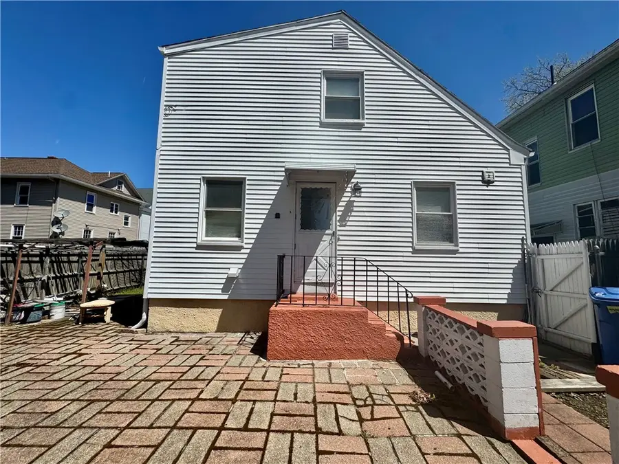 215 Roosevelt Street, Providence, RI 02909 - #2