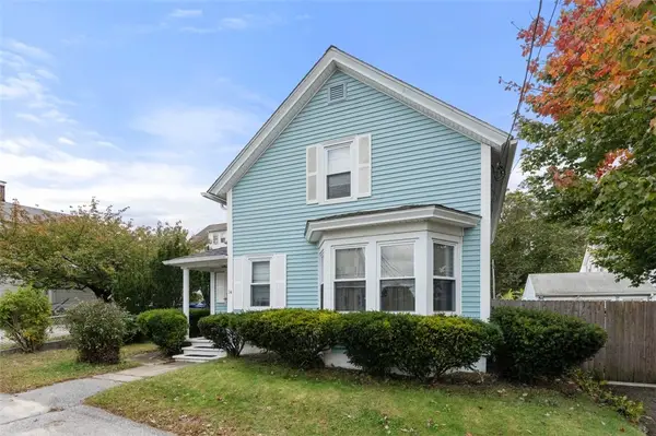 14 North Street, East Providence, RI 02915