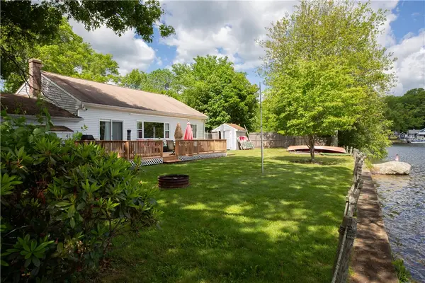 6 Birch Drive, Exeter, RI 02822