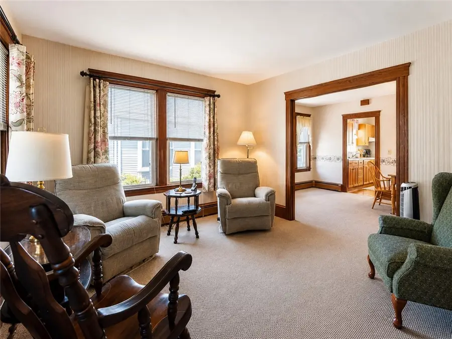 484 Daggett Avenue, Pawtucket, RI 02861 - #2