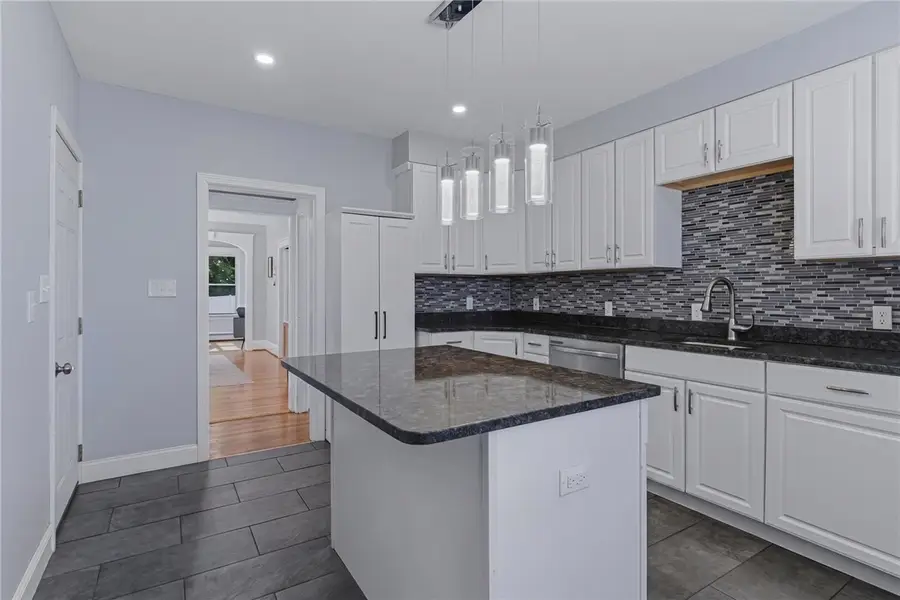 1175 Lonsdale Avenue, Lincoln, RI 02865 - #2