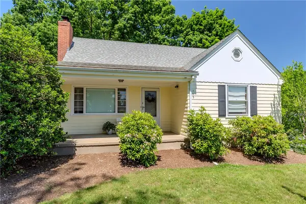 105 Borden Avenue, Johnston, RI 02919