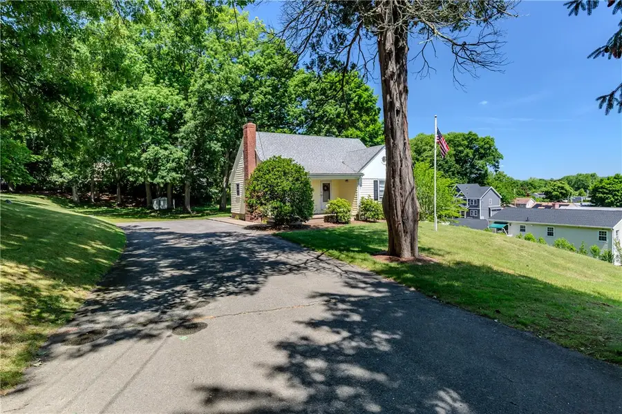 105 Borden Avenue, Johnston, RI 02919 - #2