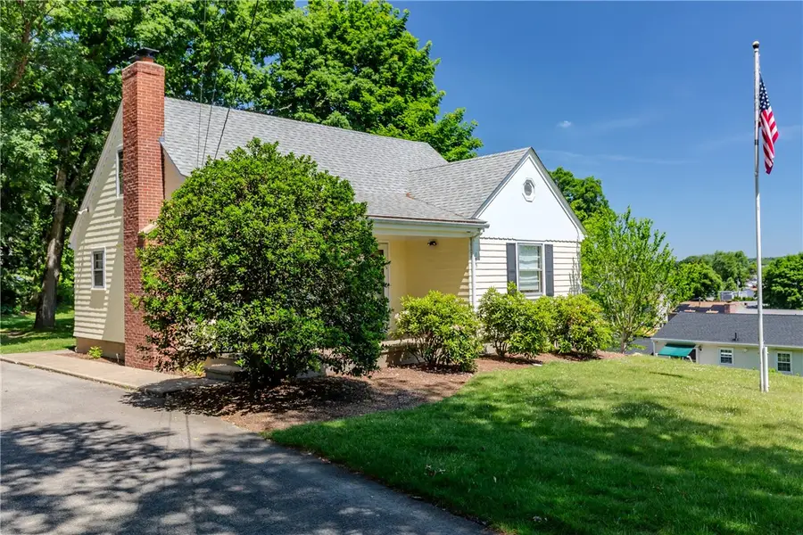105 Borden Avenue, Johnston, RI 02919 - #3