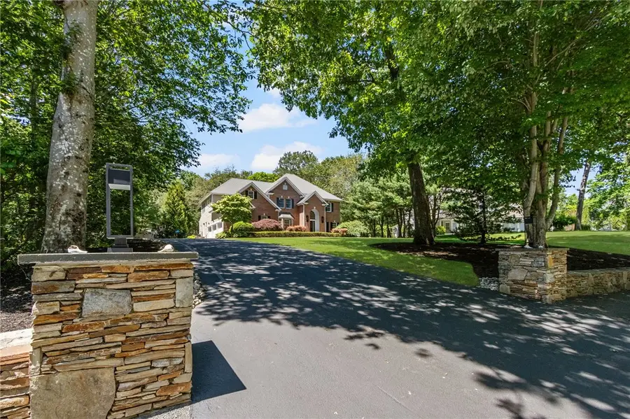 19 Cassandra Lane, North Kingstown, RI 02852 - #2
