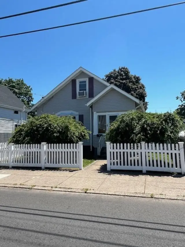 217 Evergreen Street, Pawtucket, RI 02861 - #2
