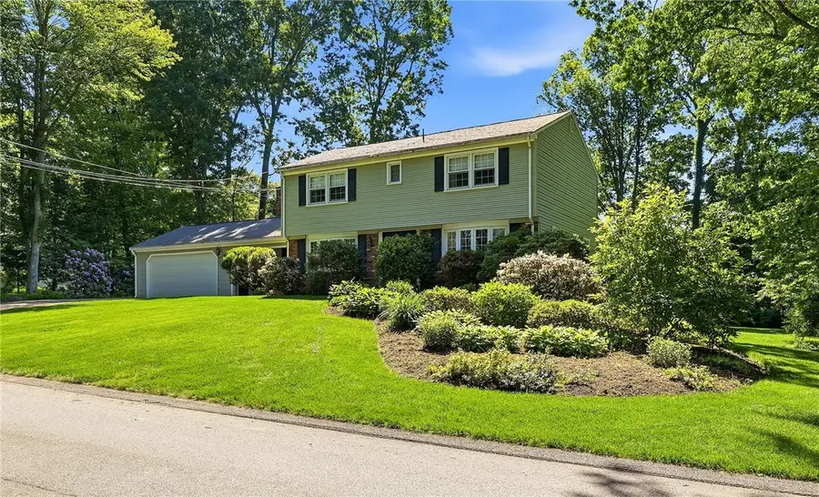 43 Follett Street, Cumberland, RI 02864 - #3