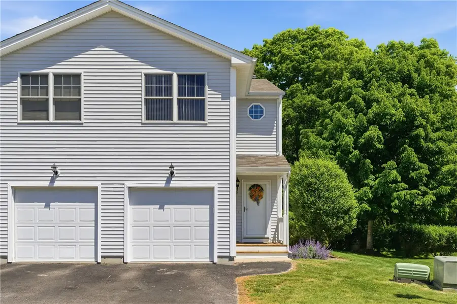 8 Susan Circle, South Kingstown, RI 02879 - #2