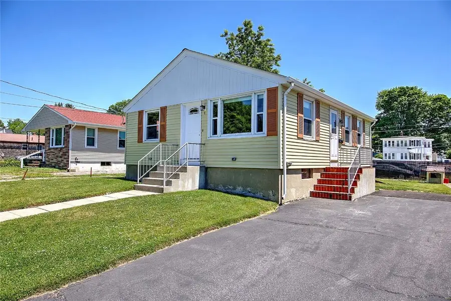 9 Custer Avenue, Johnston, RI 02919 - #3