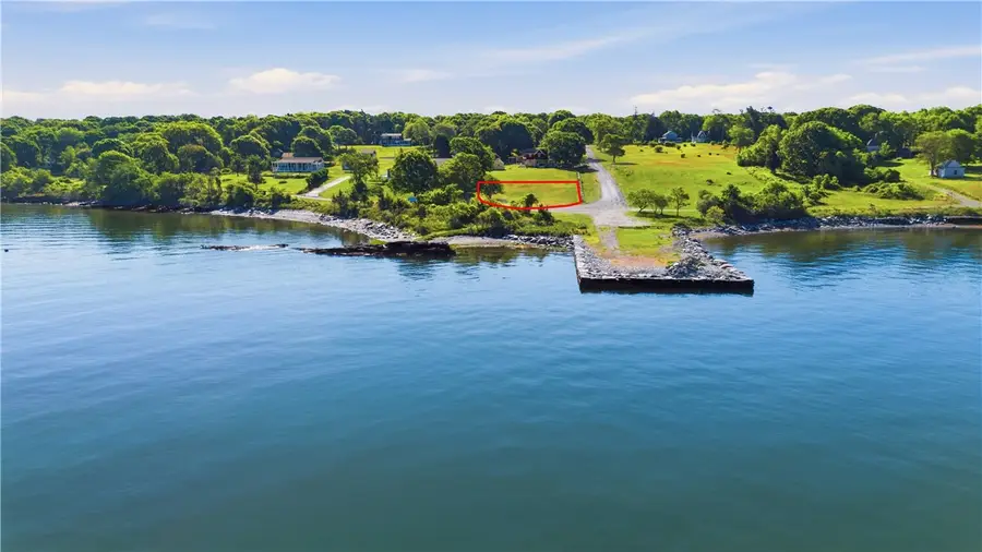 0675 Broadway, Portsmouth, RI 02872 - #2