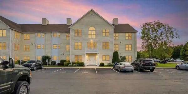 15 Saw Mill Drive #307, North Kingstown, RI 02852