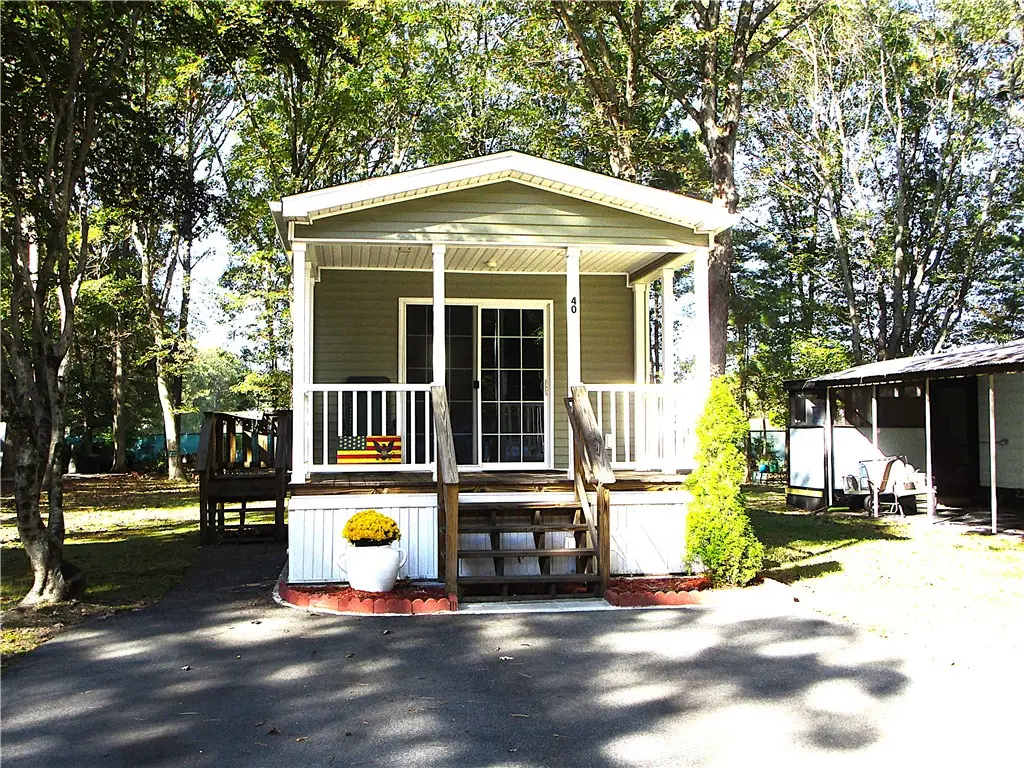 40 Leisure Way, Coventry, RI 02816 - #1