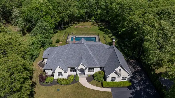 11 Yarmouth Drive, Westerly, RI 02891