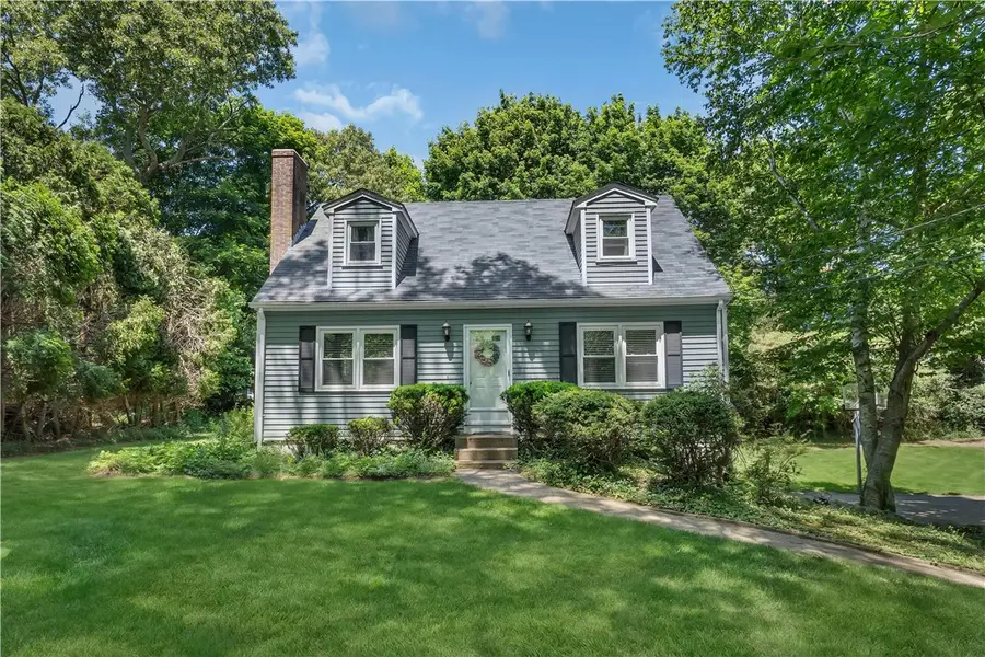 27 Fairway Drive, North Kingstown, RI 02852 - #2