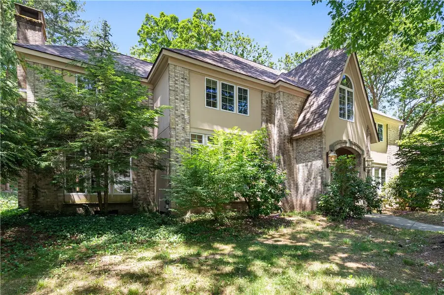 7 Kings Row, Cumberland, RI 02864 - #3