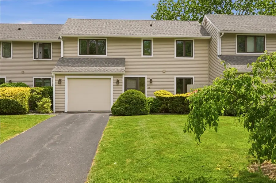 13 Fox Run, Portsmouth, RI 02871 - #2