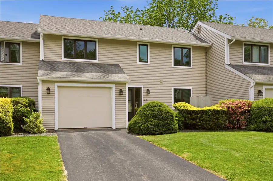 13 Fox Run, Portsmouth, RI 02871 - #3