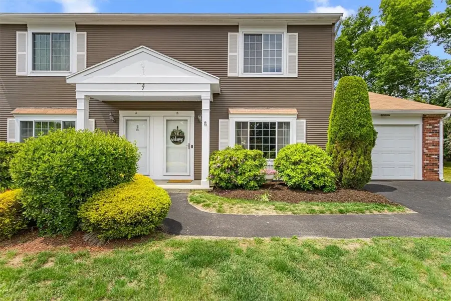 7 Eagle Run #B, Warwick, RI 02818 - #2
