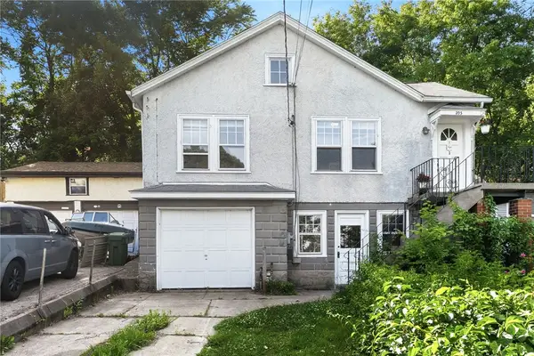 203 Mount Saint Charles Avenue, Woonsocket, RI 02895