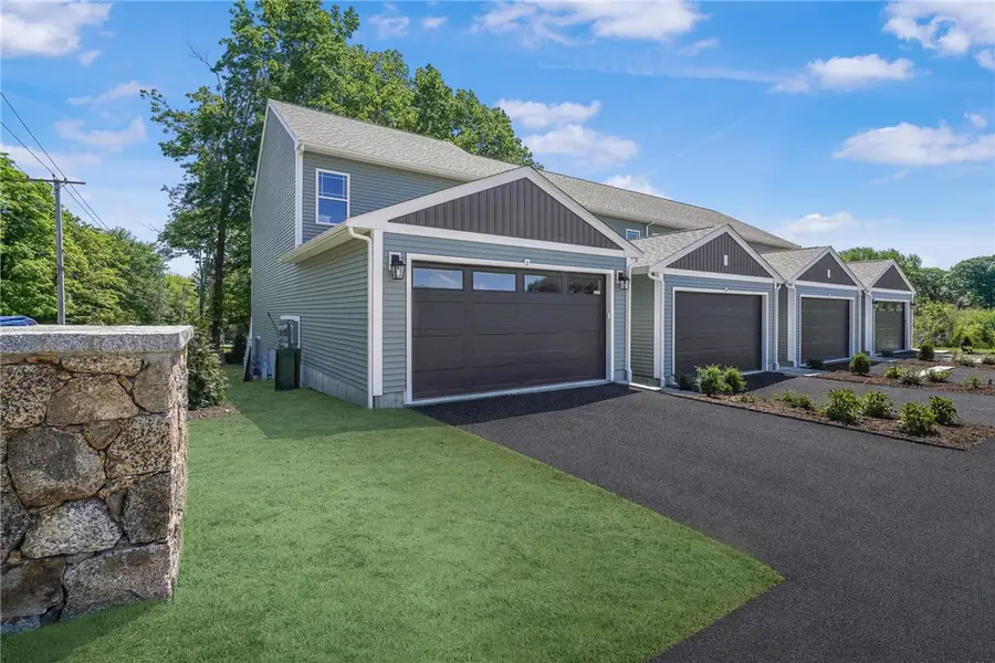 4 Trinity Way, Johnston, RI 02919 - #3