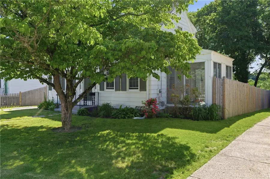 30 Hopkins Terrace, Cumberland, RI 02864 - #3
