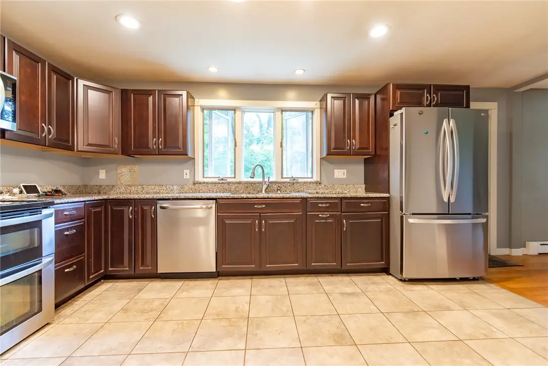 11 Country Hill Road, Cumberland, RI 02864 - #1