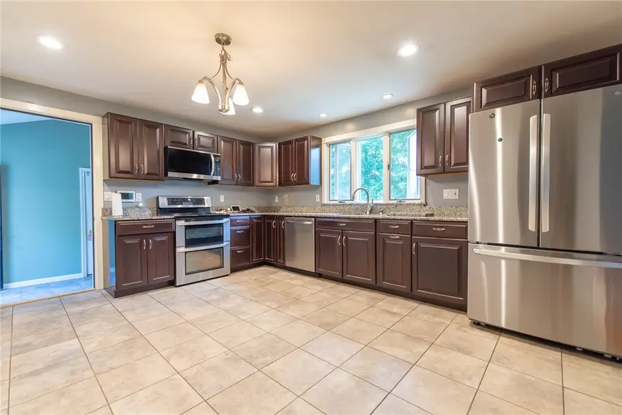 11 Country Hill Road, Cumberland, RI 02864 - #2
