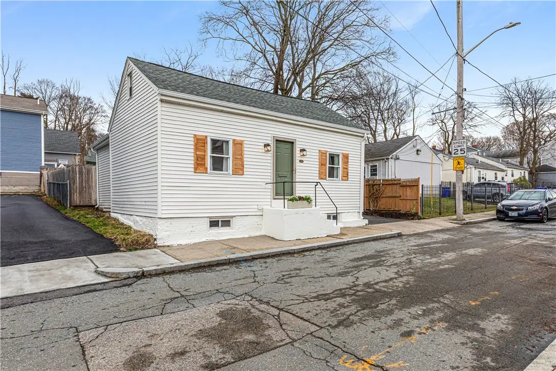 27 Padelford Street, Providence, RI 02906 - #1