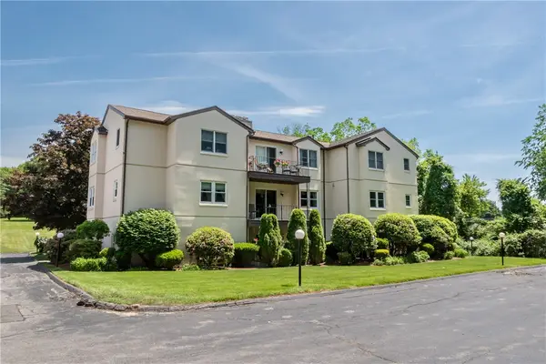 185 Manville Hill Rd Road, Cumberland, RI 02864