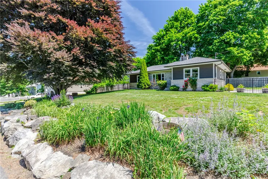 18 Hattie Avenue, Greenville, RI 02828 - #2