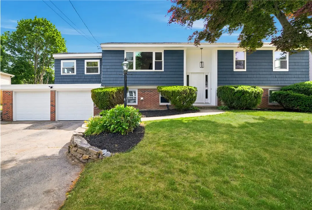 25 Stoneham Street, Cranston, RI 02920 - #1