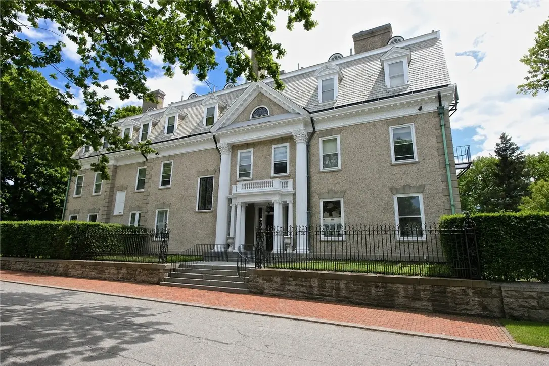 1 Oakwood Terrace #7, Newport, RI 02840 - #1