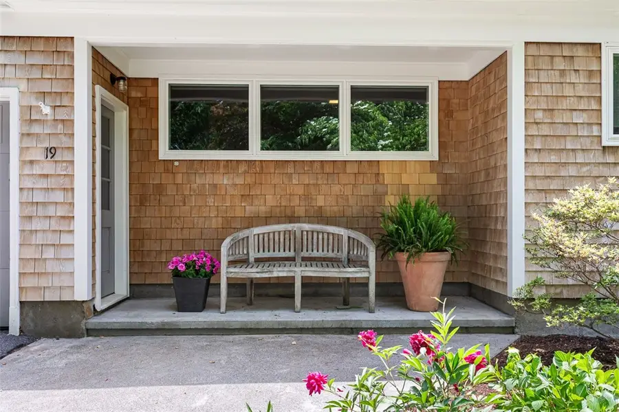 19 Preston Drive, Barrington, RI 02806 - #3