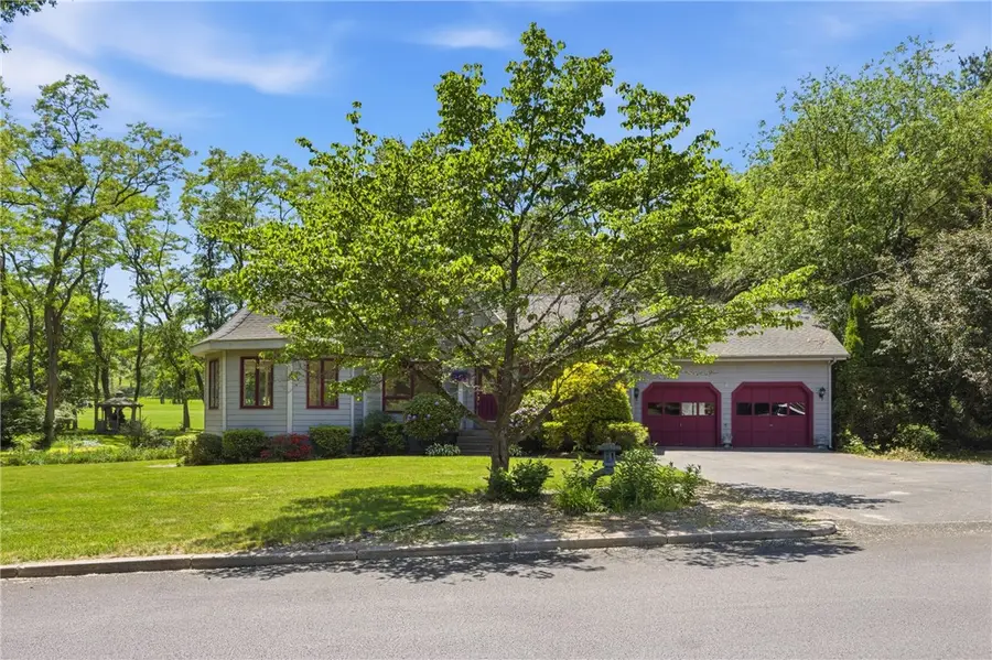 32 Briarwood Road, Lincoln, RI 02865 - #3