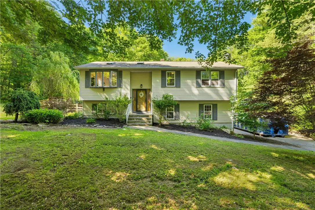 233 Old Oxford Road, North Smithfield, RI 02896 - #1