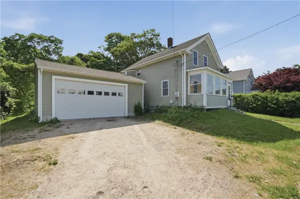 10 Hobart Street, Westerly, RI 02891