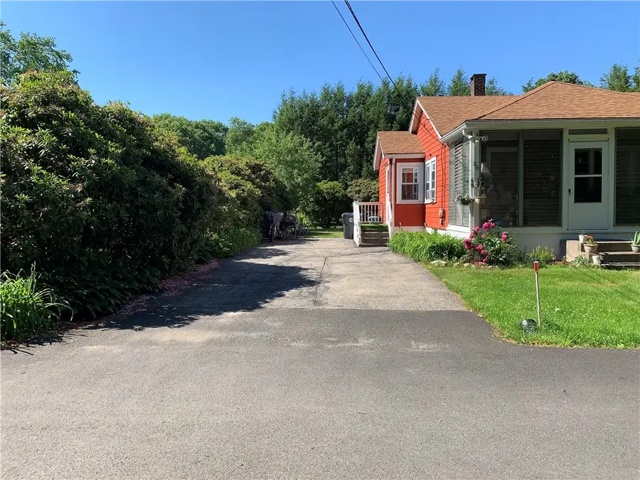 28 Old Reservoir Road, Cumberland, RI 02884 - #2