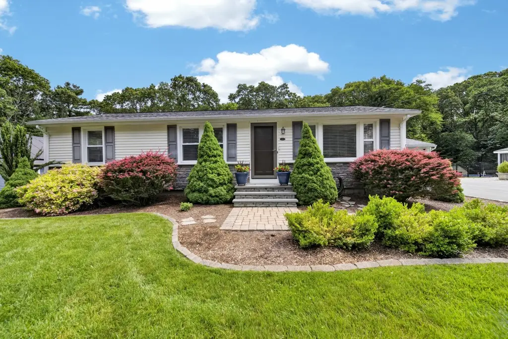 151 Signal Rock Drive, North Kingstown, RI 02852 - #1