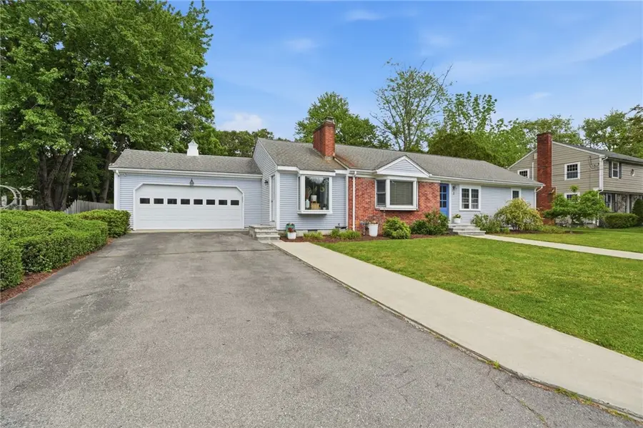 3 Cheshire Drive, Barrington, RI 02806 - #3