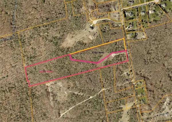 394 Lake Road, Tiverton, RI 02878