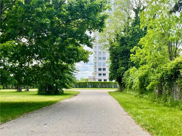 0 Elliot Street, Portsmouth, RI 02871