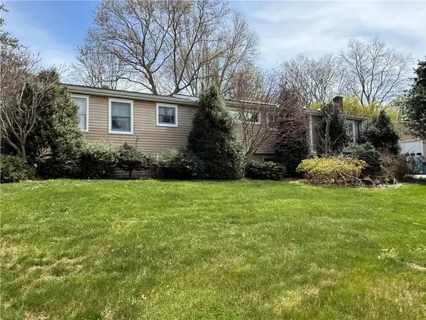 1 Edgewood Avenue, Hopkinton, RI 02804