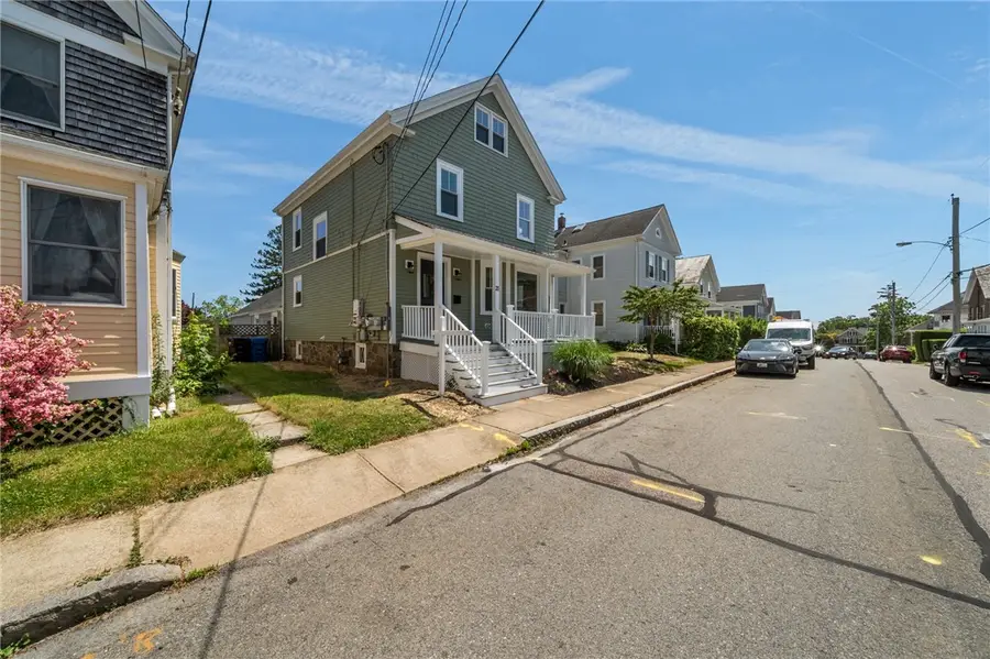 21 Russell Avenue, Newport, RI 02840 - #3